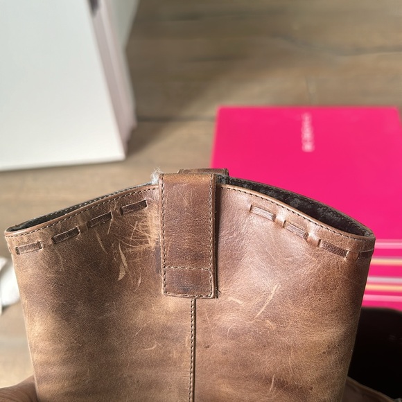 BCBGirls Women’s Taupe Crazy Horse Size 7.5 Boot - Picture 9 of 13